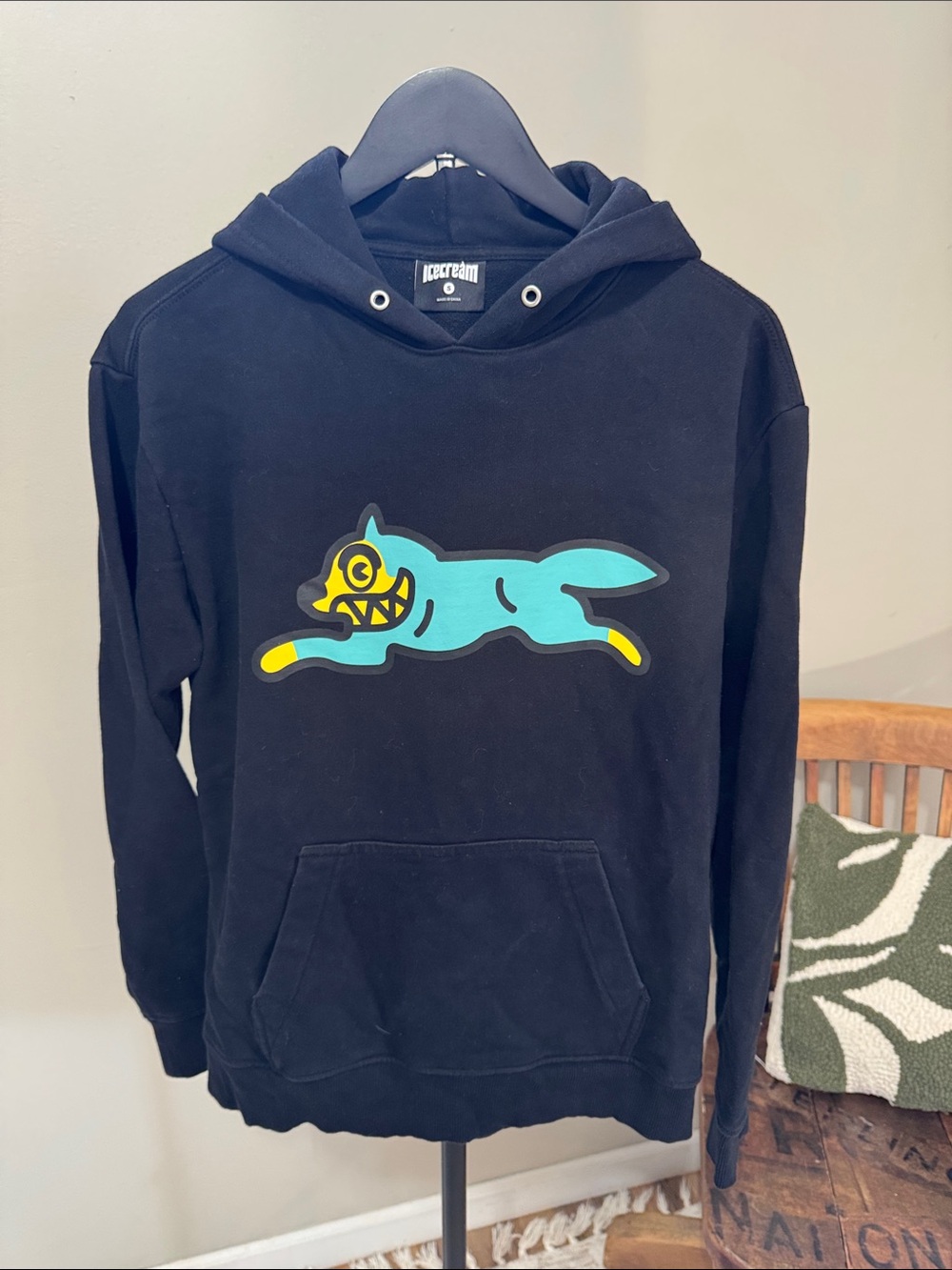 Icecream Running Dog Graphic Hoodie Black Pullover Men’s Size Small